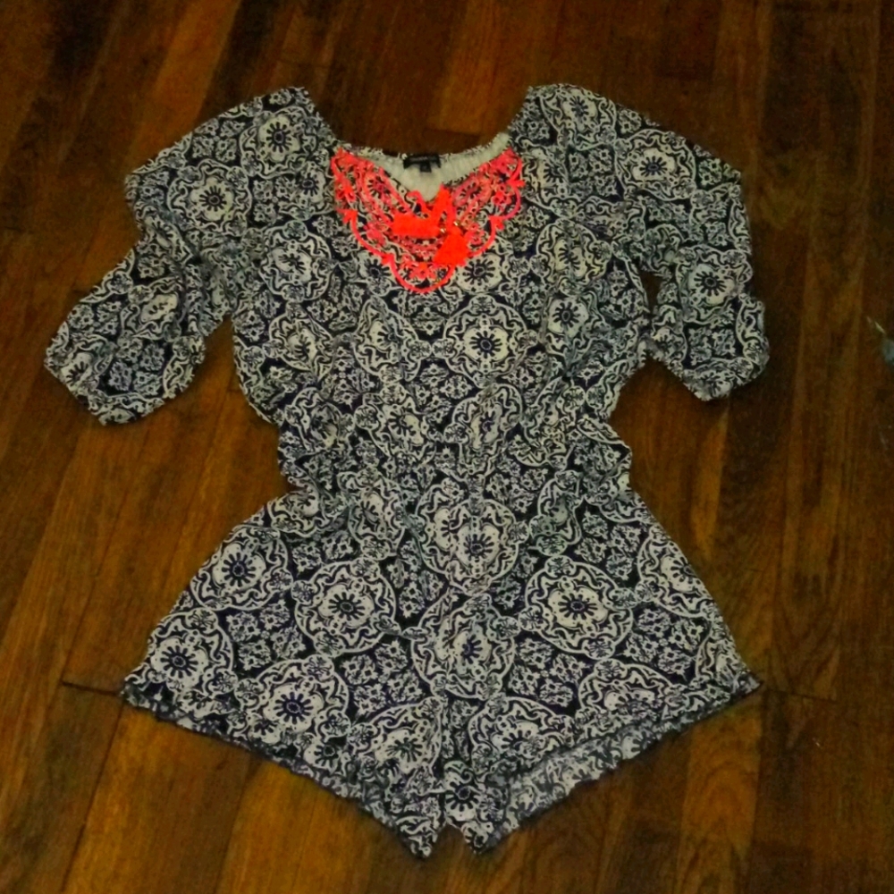 Girls jump short suit